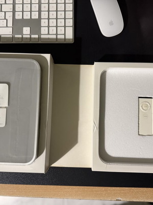 Apple TV 1st Generation like new with remote and HDMI output