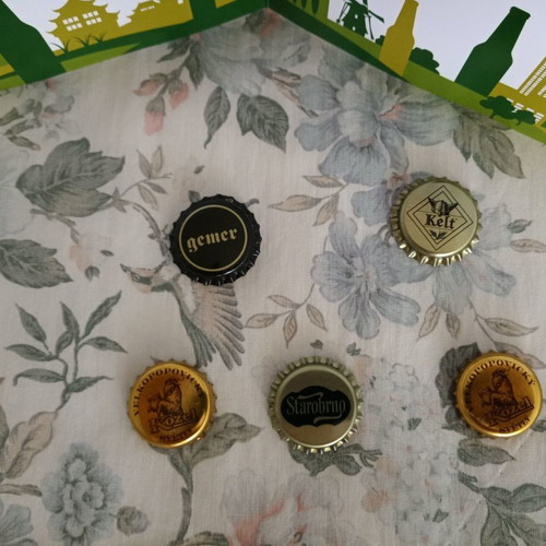 Σετ κάρτα και καπάκια Heineken Σλοβακίας καινούργιο