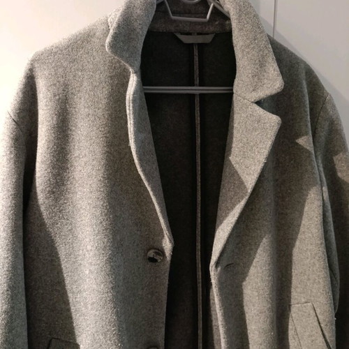 H&M men's coat size small like new