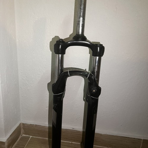 Zoom suspension 100mm for 29 inch wheel like new with service