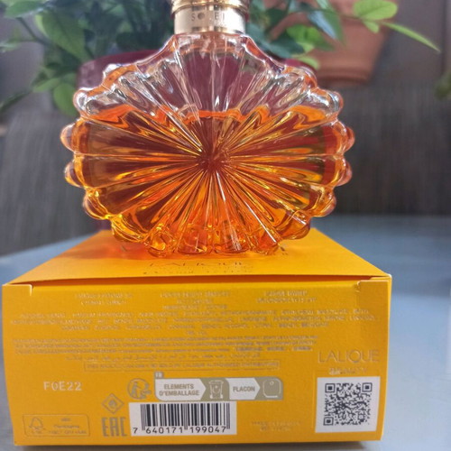 Soleil Vibrant Lalique 40ml like new, authentic