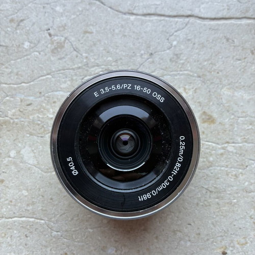 Sony A6000 mirrorless camera with lenses like new