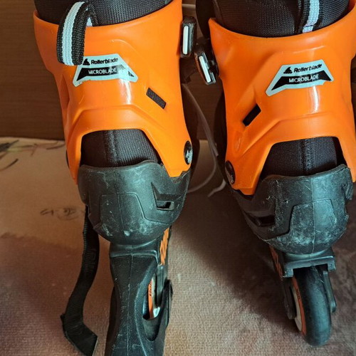Rollerblade Kids Rollers Size 33 Like New