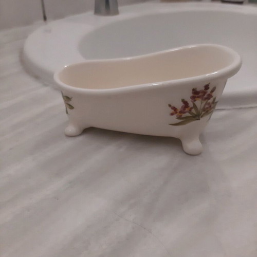 Porcelain bathtub soap dish like new with painting design