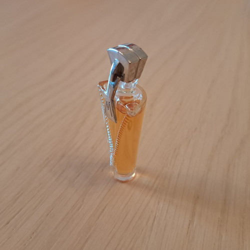 Montana Just Me Miniature Eau de Toilette 3ml new, authentic