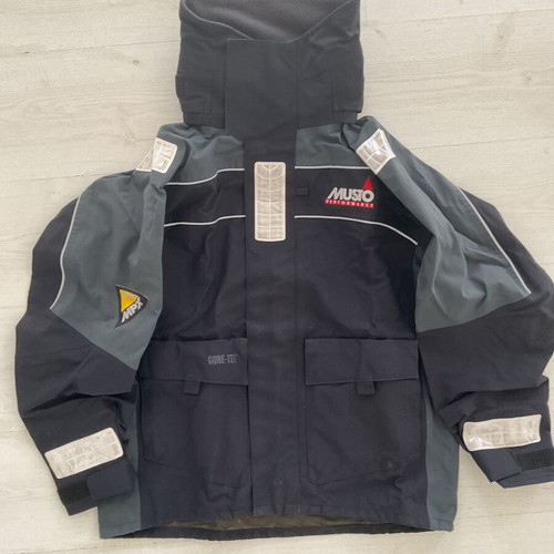 Musto Goretex small foul weather jacket used for 50-65 kg