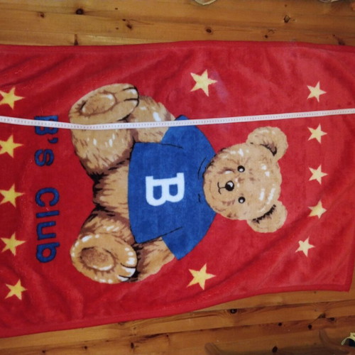 Children's blanket used 94 x 144 cm