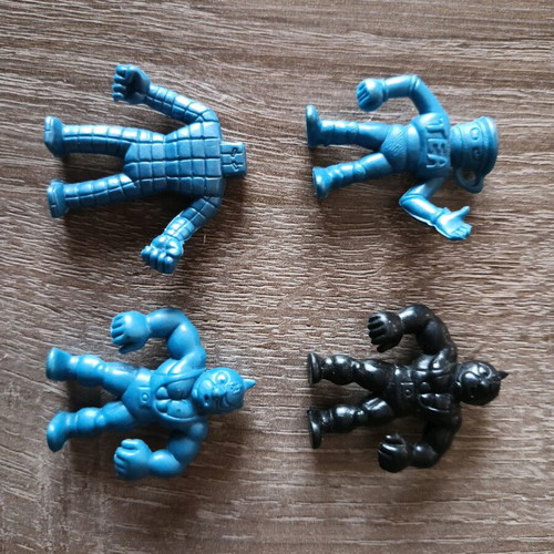 El Greco alien miniatures new, pack of 17 pieces