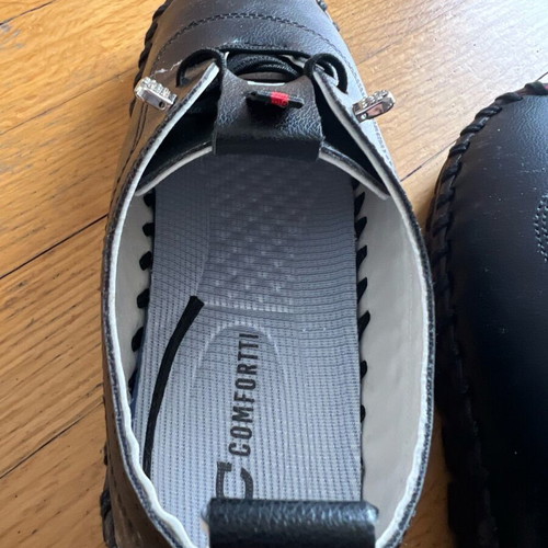 Athletic shoes like new, size 37, comfortable