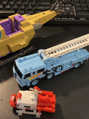 Transformers Hasbro Takara 1989 pack used with missing parts
