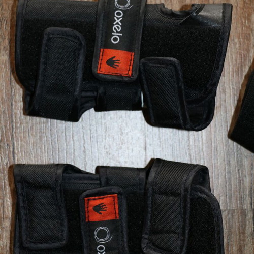 Protective set for roller new, size XS for teens
