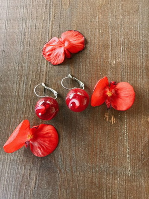 Red burgundy ball-shaped earrings with silver clasps like new
