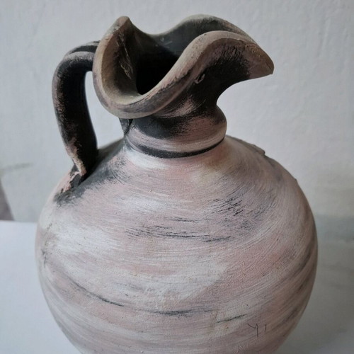 Flowerpot vase in very good condition