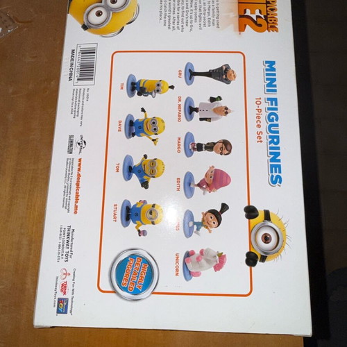 Minions mini figurines new, collectible