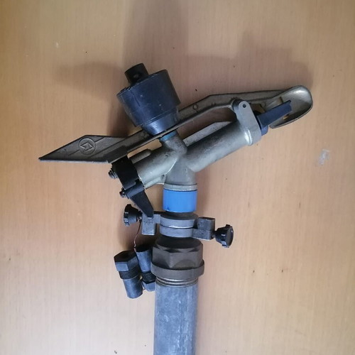 Grouner 1` Type 342 brass water sprinkler with tripod new