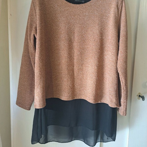 Chic Two-Layer Top like new, beige and brown