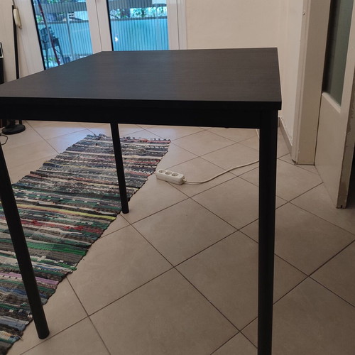 IKEA Table 67x67cm like new