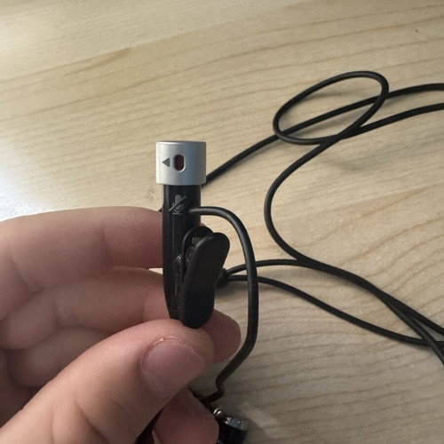 Wired Handsfree Headphones like new with Microphone and Volume Control