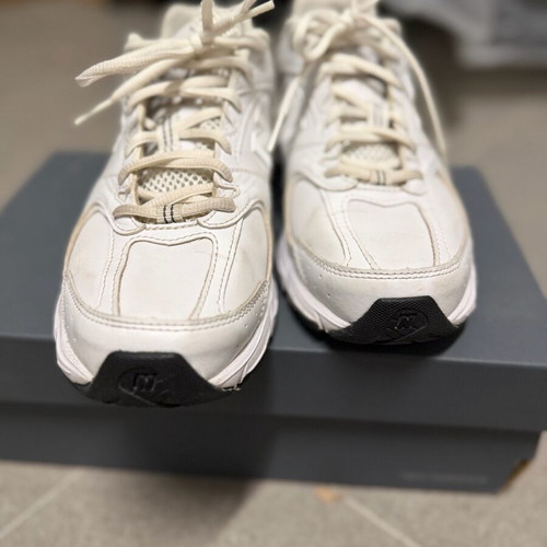 New Balance 530 athletic shoes like new, size 38, white
