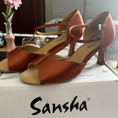 Dance shoes 7M leather used size 39