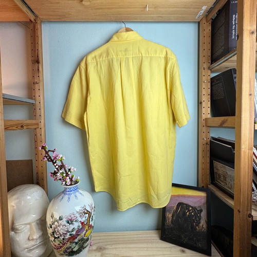 Yellow short-sleeve shirt like new, size L