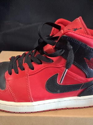 Jordan 1 Mid sneakers, black and red, size 45.5