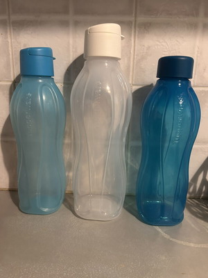 Tupperware bottles like new, set of 3