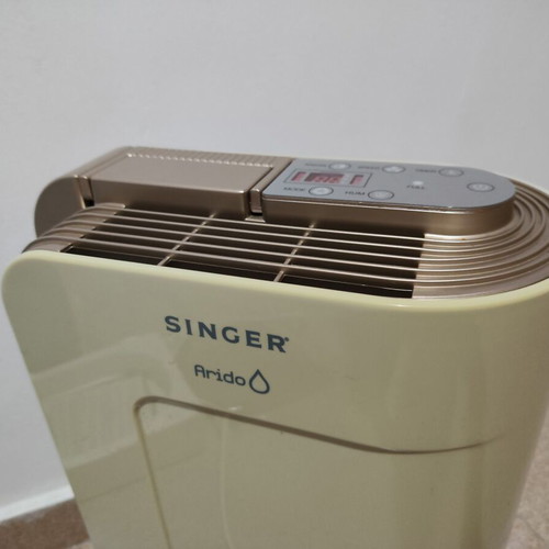 Singer Arido SDHM-100I dehumidifier 10L like new