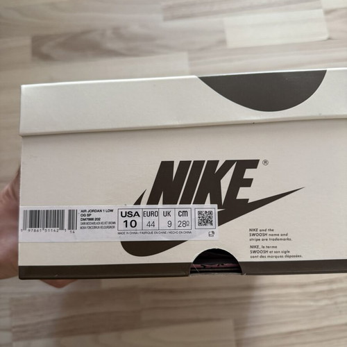 Nike Air Jordan 1 Low Travis Scott sneakers brand new, size EU 44, brown