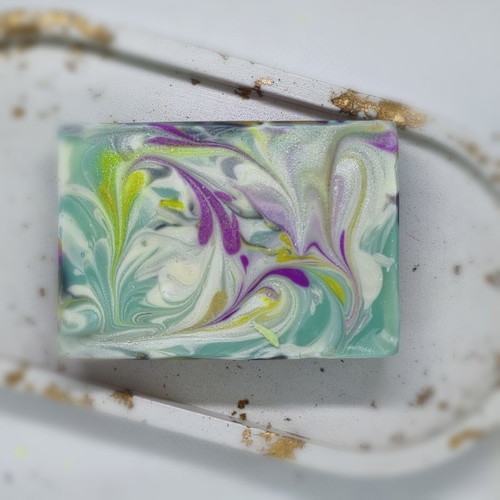 Handmade Botanical Lavender Swirl Decorative Aromatic Soap new