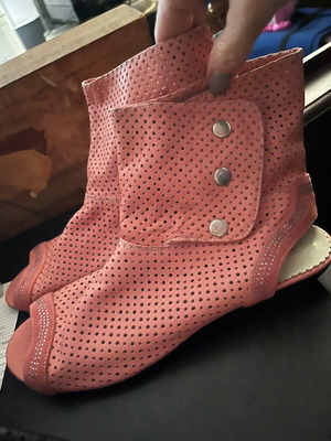 Leather pink ankle boots size 38 new