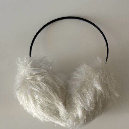 Earmuffs white like new