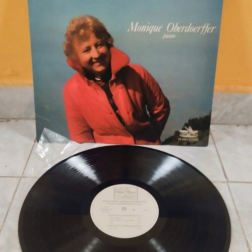 Mozart Vinyl Record like new, classical music