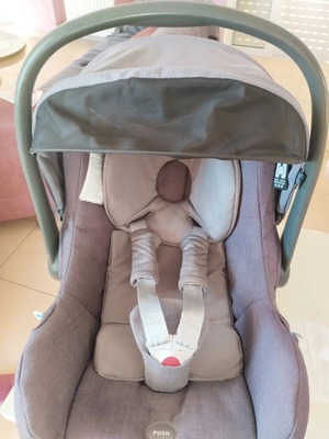 Iglesina Trilogy Quatro baby car seat (egg)