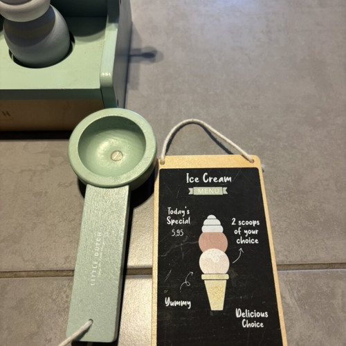 Little Dutch Wooden Ice Cream Shop Set like new, complete