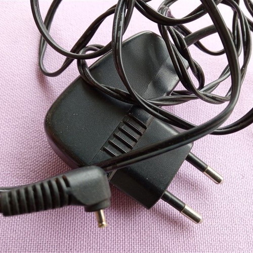 Chargers for old mobile phones used Nokia Samsung Motorola Sony Ericsson Sagem BlackBerry Siemens Alcatel