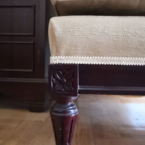 Louis XVI style classic living room set, like new, solid beech wood