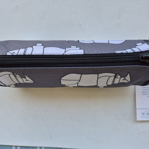 Pencil Case new with rhinoceros design, 20 cm