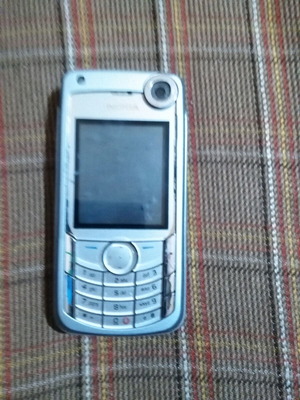 Vintage NOKIA 6680 used, unknown functional condition