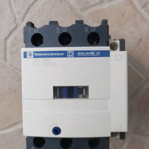 Ρελέ ισχύος 18,5kW μεταχειρισμένο, 60A, 2 βοηθητικές επαφές