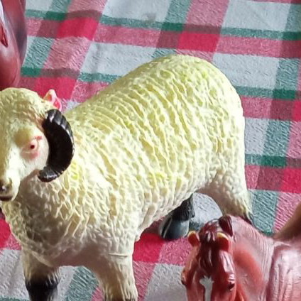 Farm animal figures used, pack of 20 pieces