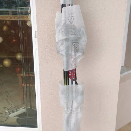 SKI BOOTS + POLE, Atomic Carv. C6 18 Skis. 170Cm. White & Red!!