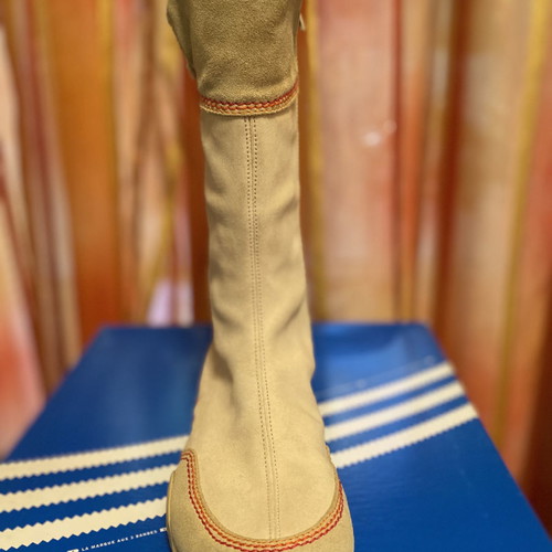 Adidas suede boots like new, women's, beige