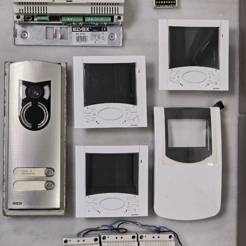 Color video door phone set like new