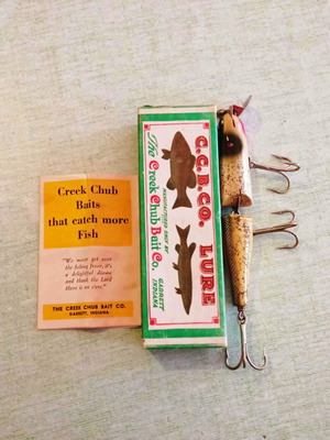 Creek Chub Jointed Pikie Minnow wooden lure 1930-1935 like new with original box and leaflet