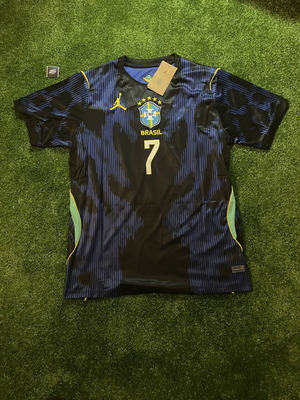 Brazil 2026 Away Jersey Vini Jr. #7