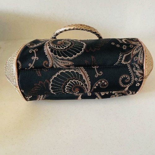 Cappopera women's handbag vintage, black and gold