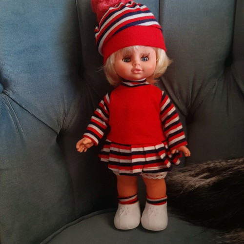 El Greco mechanical doll like new, collectible