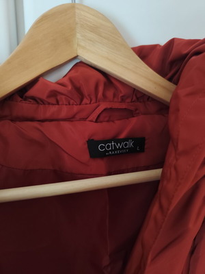 Jacket Raxevsky Catwalk red, size L, like new