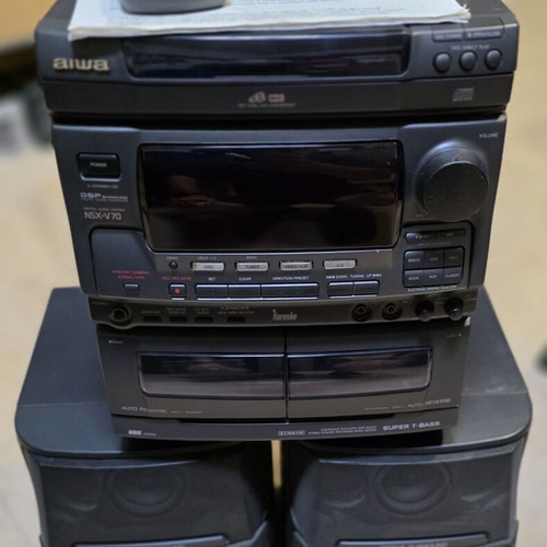 Aiwa NSX-V70 vintage hi-fi system used, partial functionality
